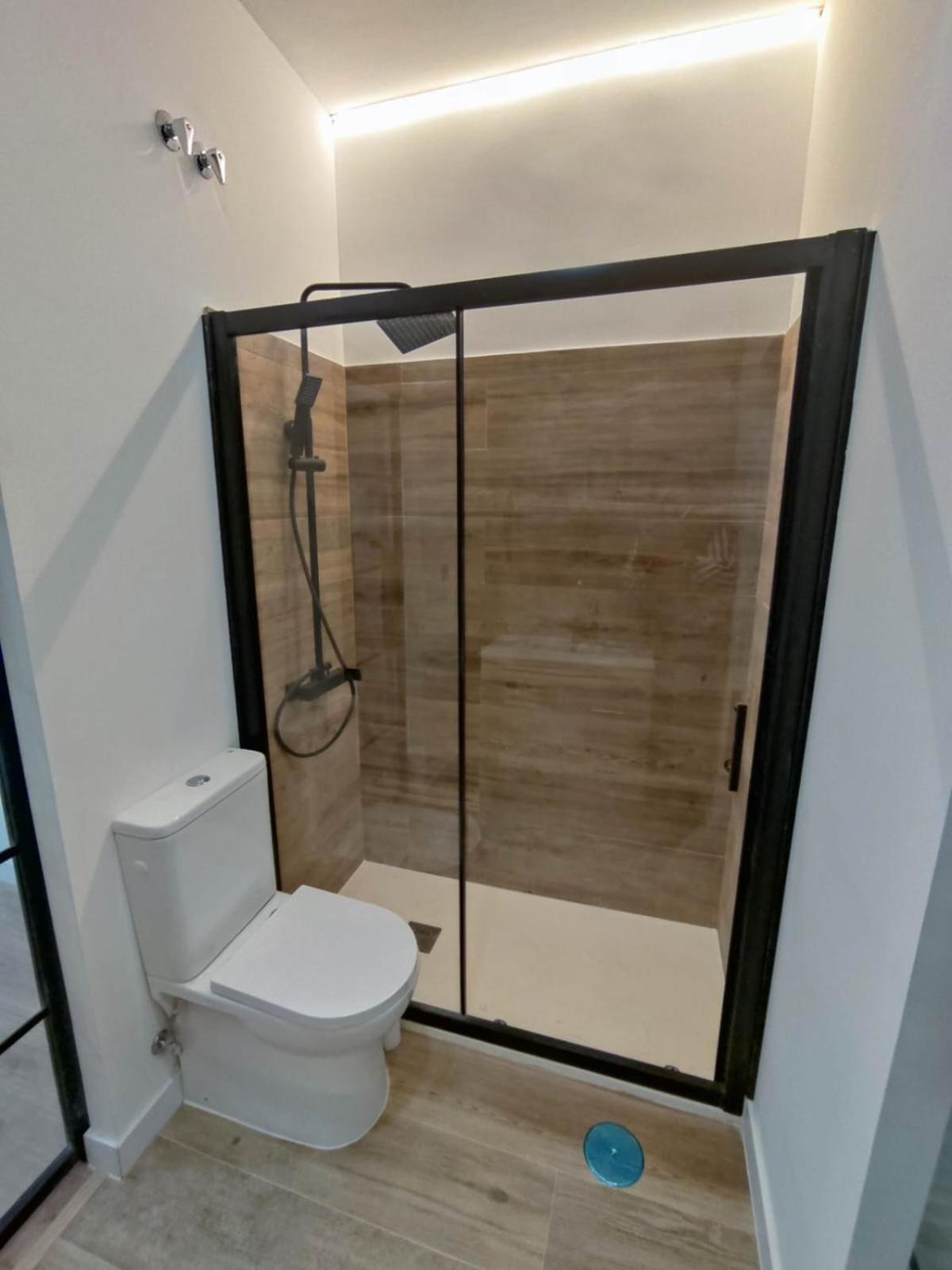 Confort Al Lado Del Rio Madrid Exterior photo