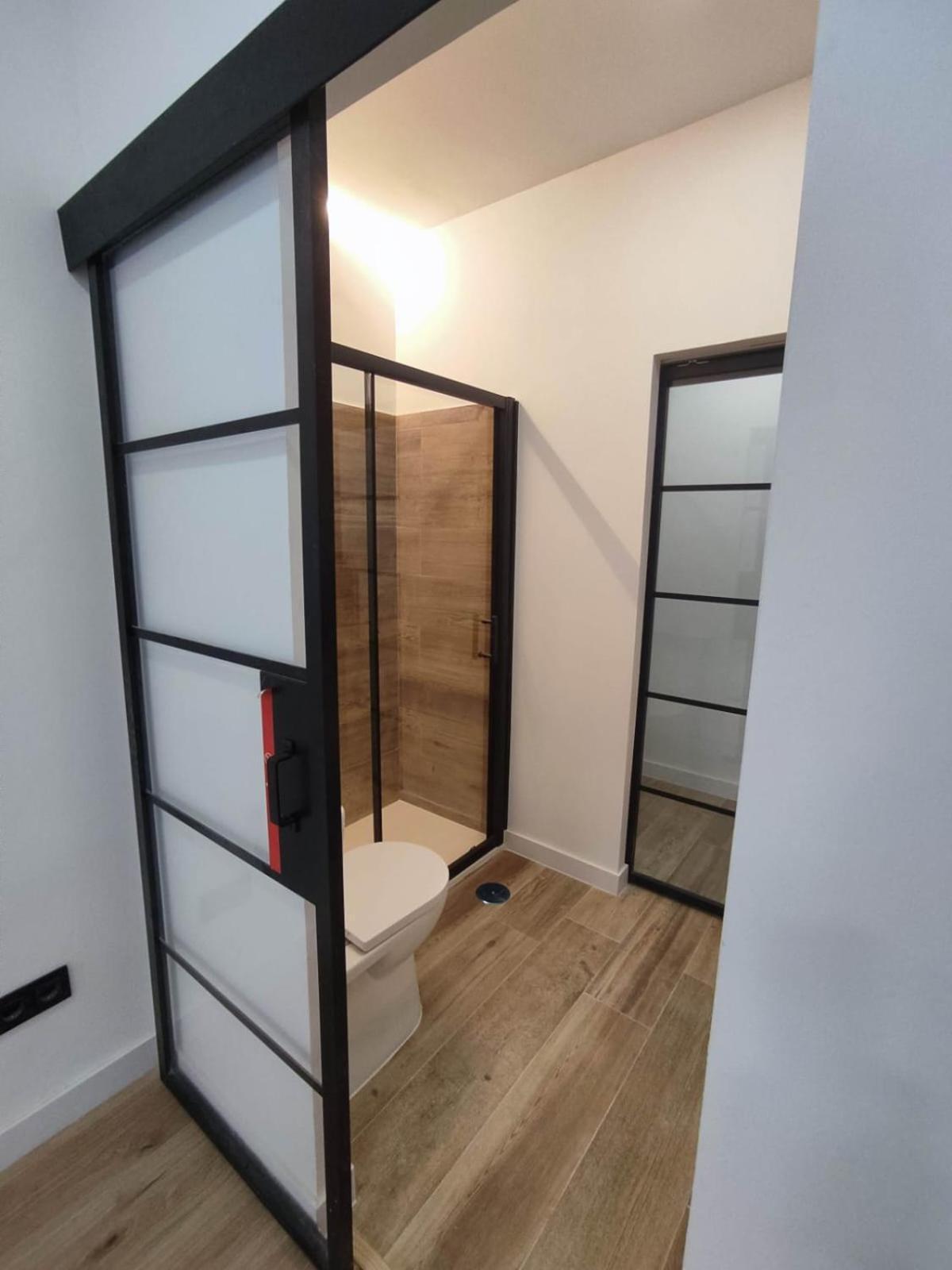 Confort Al Lado Del Rio Madrid Exterior photo